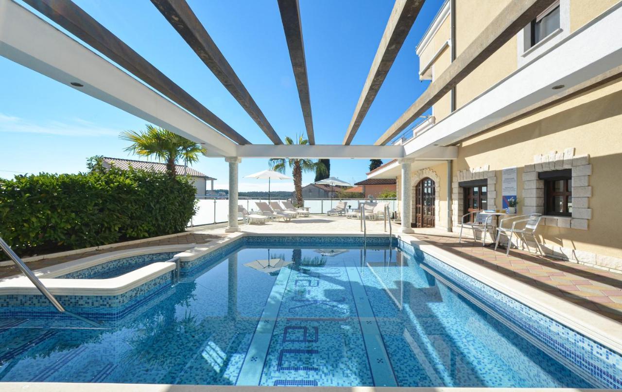 Villa Klaudia Trogir Exterior photo