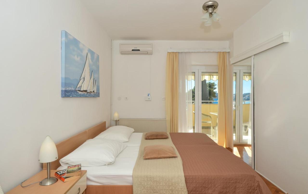Villa Klaudia Trogir Exterior photo